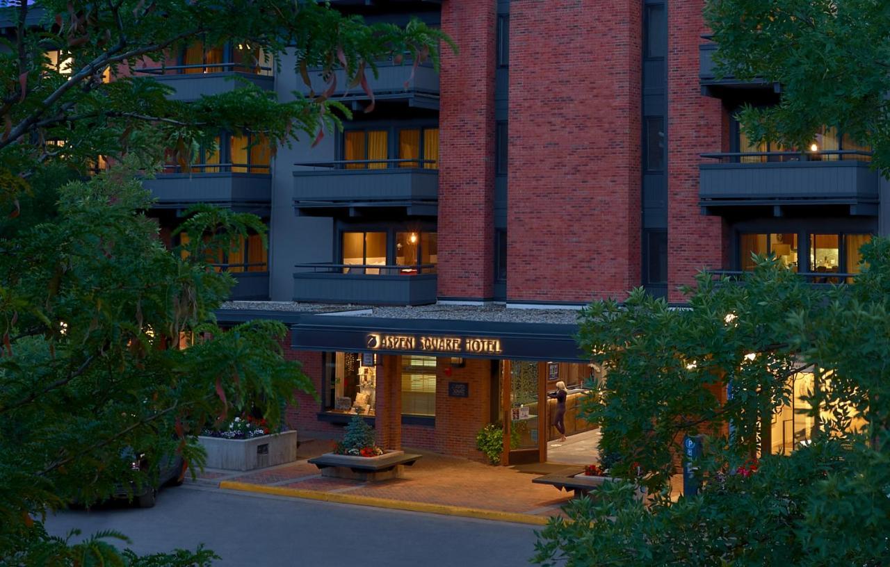 Aspen Square Condominium Hotel Buitenkant foto