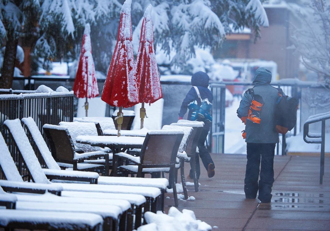 Aspen Square Condominium Hotel Buitenkant foto