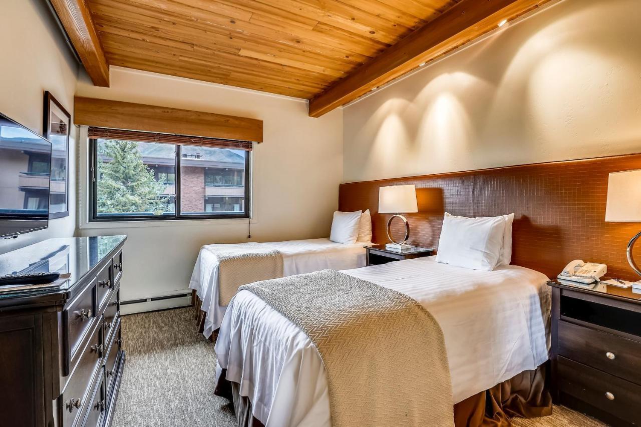 Aspen Square Condominium Hotel Buitenkant foto